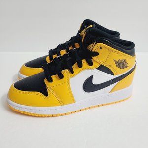 NEW Nike Air Jordan 1 Mid Shoes 554725-701 Size Youth 4Y Womens 5.5 Taxi Yellow